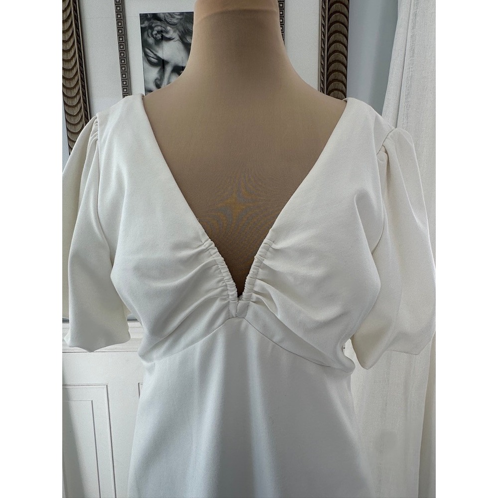 GUESS Graduation white dress Sheath Minimalist LWD Size 14